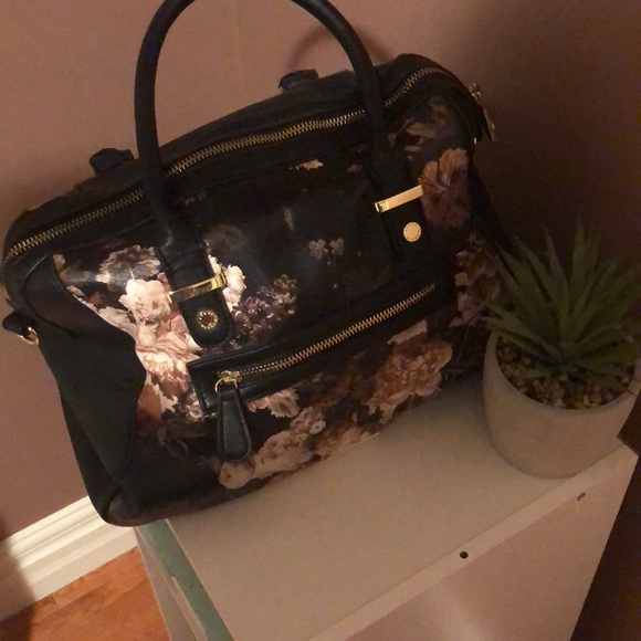 Steve Madden Purse - Picture 4 of 4